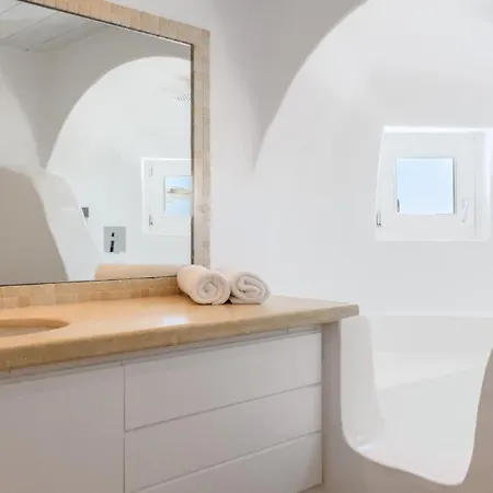 With Traditional Cycladic Charm * Псароу