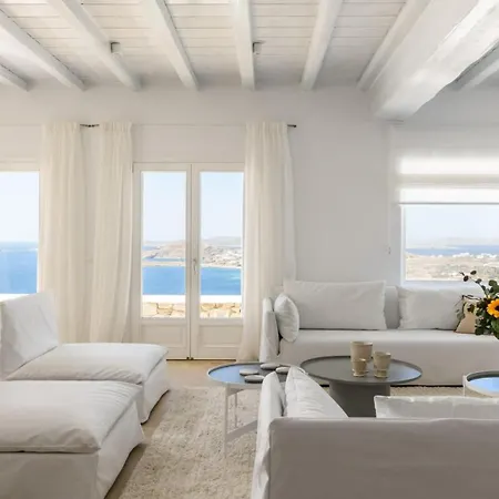 With Traditional Cycladic Charm Апартаменты Псароу